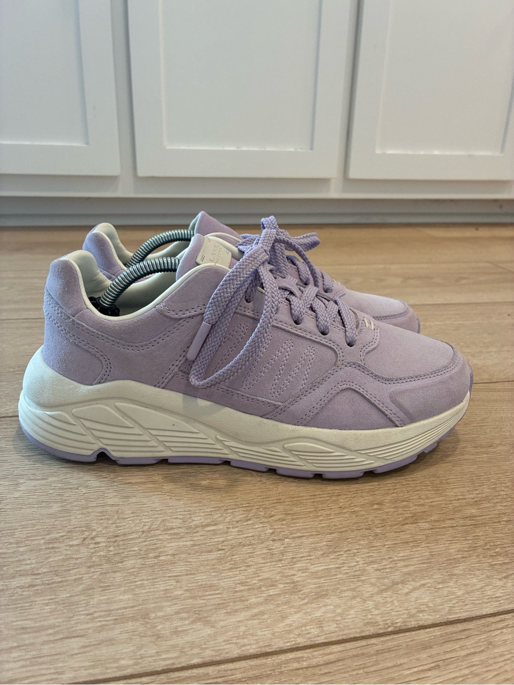 Label Women’s Go-To Lavender Suede Sail Sneaker Size 7.5